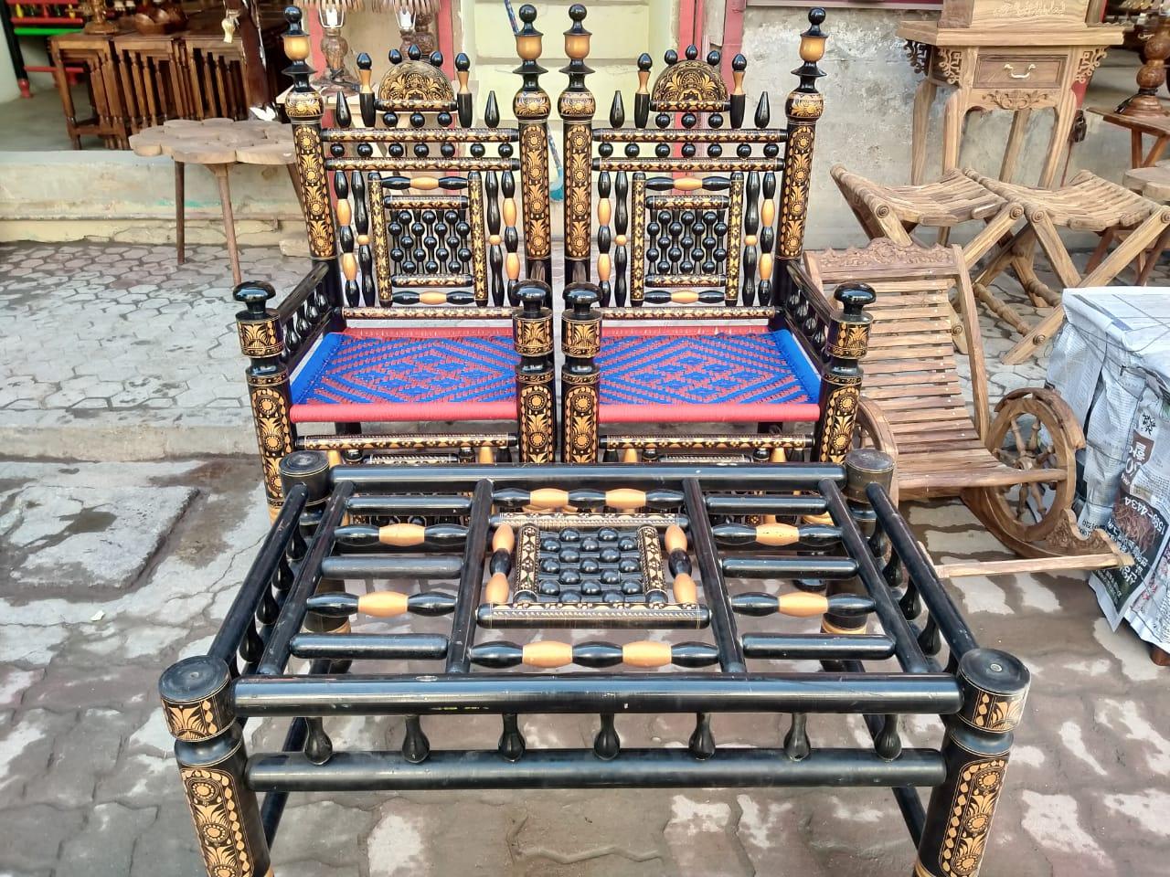 Traditional colorful chairs with table - AL-SADIQ
